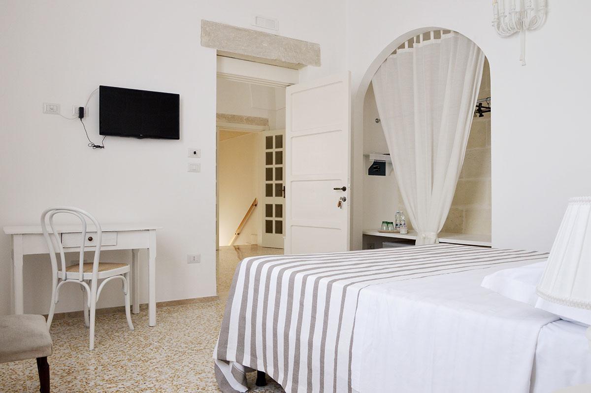 B&B Palazzo Marzo Otranto Exterior photo