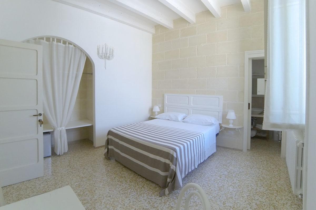 B&B Palazzo Marzo Otranto Exterior photo